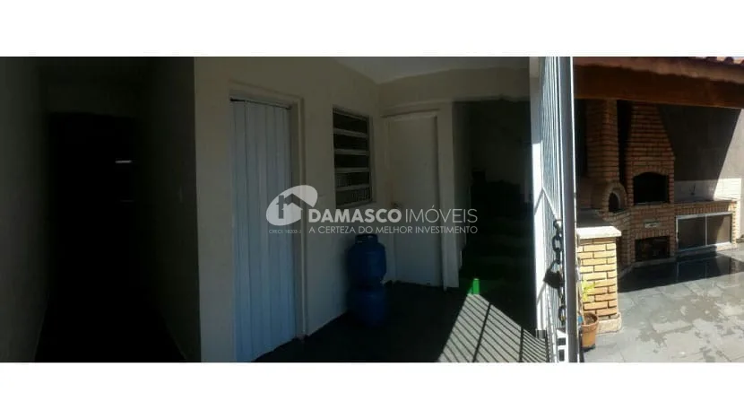 Sobrado à venda 3 Quartos, 1 Suite, 5 Vagas, 226M², Santa Maria, Santo André - SP