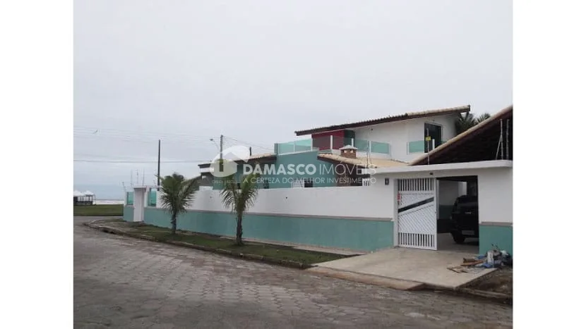 Casa no Litoral à venda 4 Quartos, 4 Suítes, 5 Vagas, 220M², Gaivota, Itanhaem  - SP