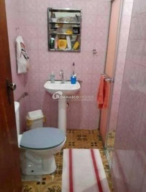 Sobrado à venda 2 Quartos, 2 Vagas, 175M², Vila Sacadura Cabral, Santo André - SP