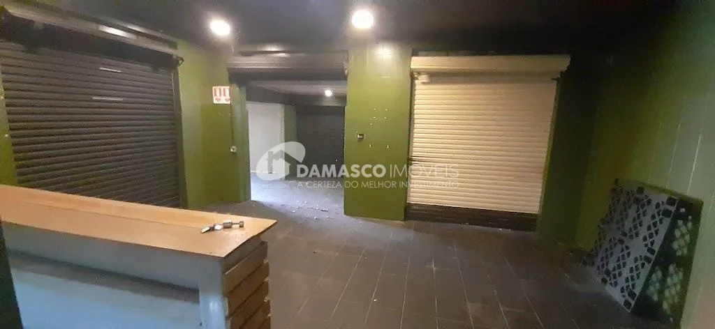 Casa à venda 2 Quartos, 6 Vagas, Campestre, Santo André - SP
