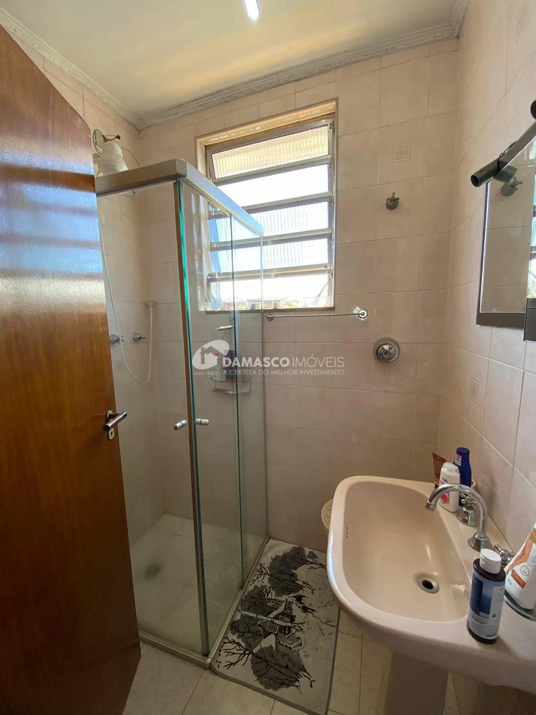 Sobrado à venda 3 Quartos, 1 Suite, 2 Vagas, 195M², Vila Alpina, São Paulo - SP