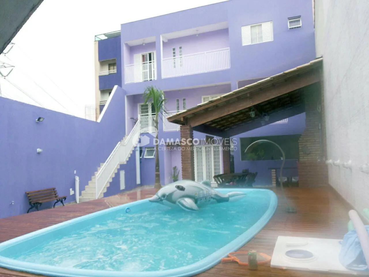 Sobrado à Venda 3 Quartos, 3 Suites, 6 Vagas, Nova Gerty, São Caetano do Sul - SP