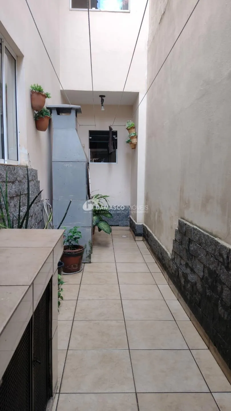Sobrado à venda 3 Quartos, 3 Suites, 3 Vagas, 240M², Barcelona, São Caetano do Sul - SP