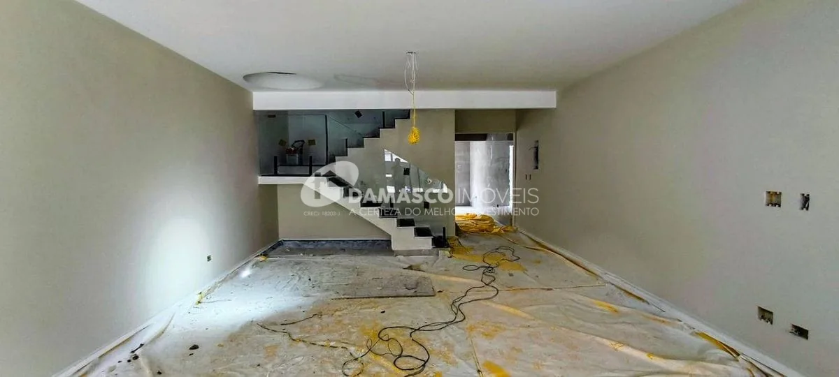 Sobrado Novo , 3 dorm, 2 suítes,  165m2, Olímpico