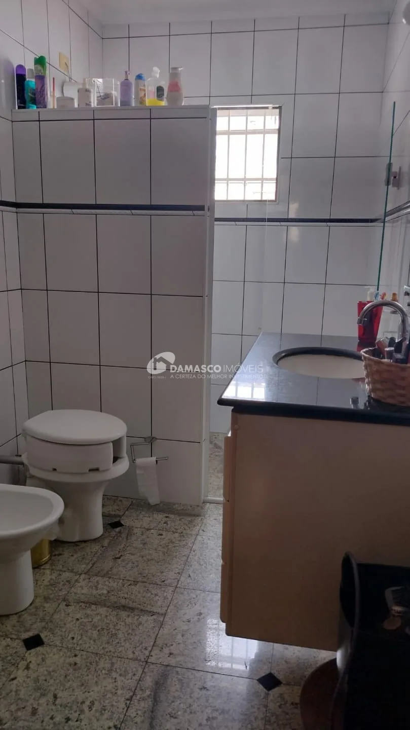 Sobrado à venda 3 Quartos, 3 Suites, 3 Vagas, 240M², Barcelona, São Caetano do Sul - SP