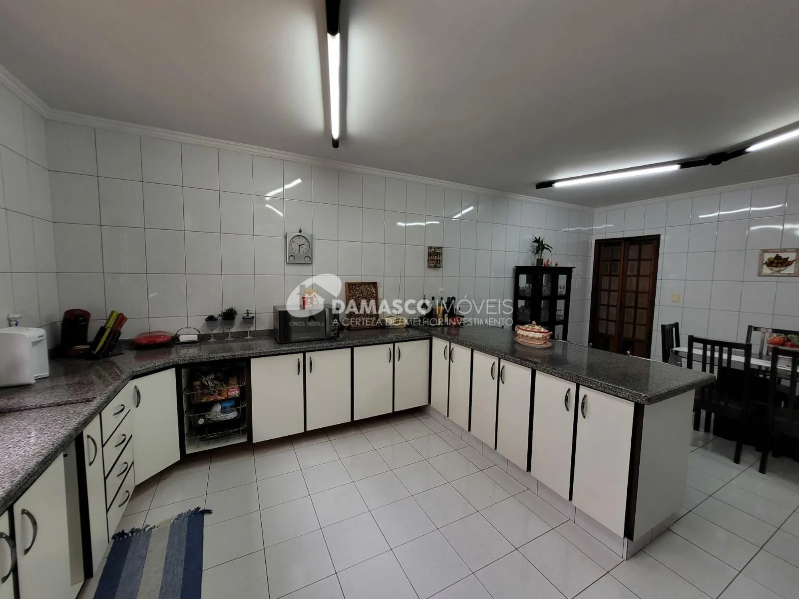 Sobrado à venda 3 Quartos, 1 Suite, 5 Vagas, 297M², Sítio da Figueira, São Paulo - SP