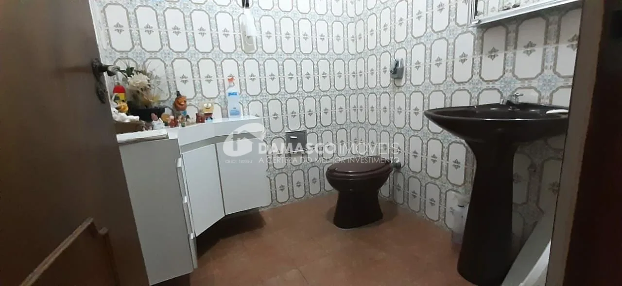 Sobrado à venda 3 Quartos, 1 Suite, 2 Vagas, 193M², Santa Maria, São Caetano do Sul - SP