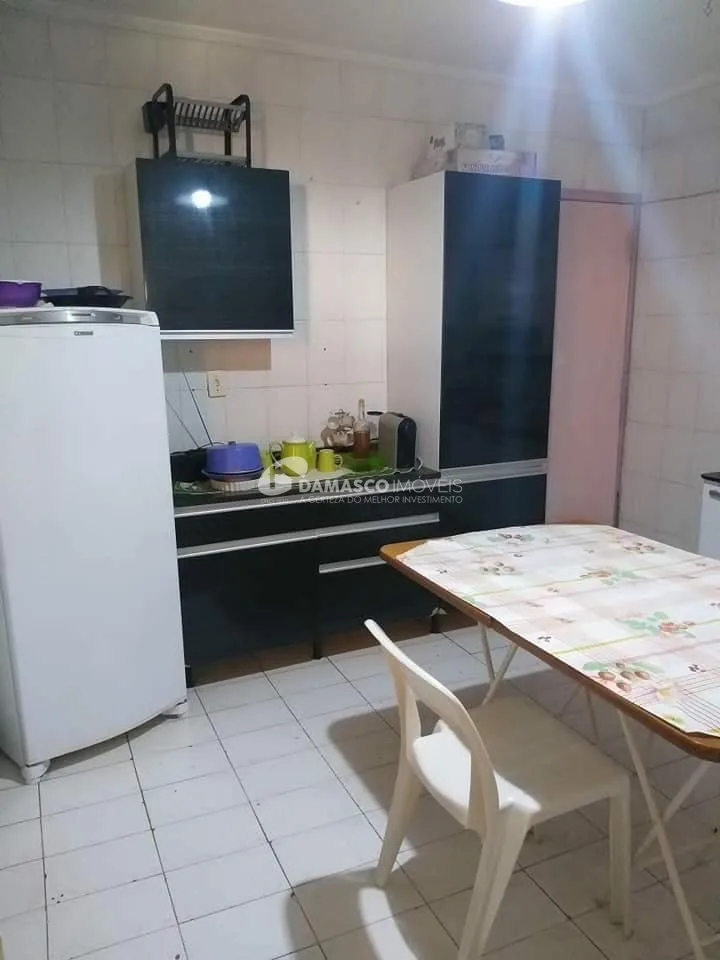 Sobrado à venda 2 Quartos, 1 Suite, 4 Vagas, 211M², Cerâmica, São Caetano do Sul - SP