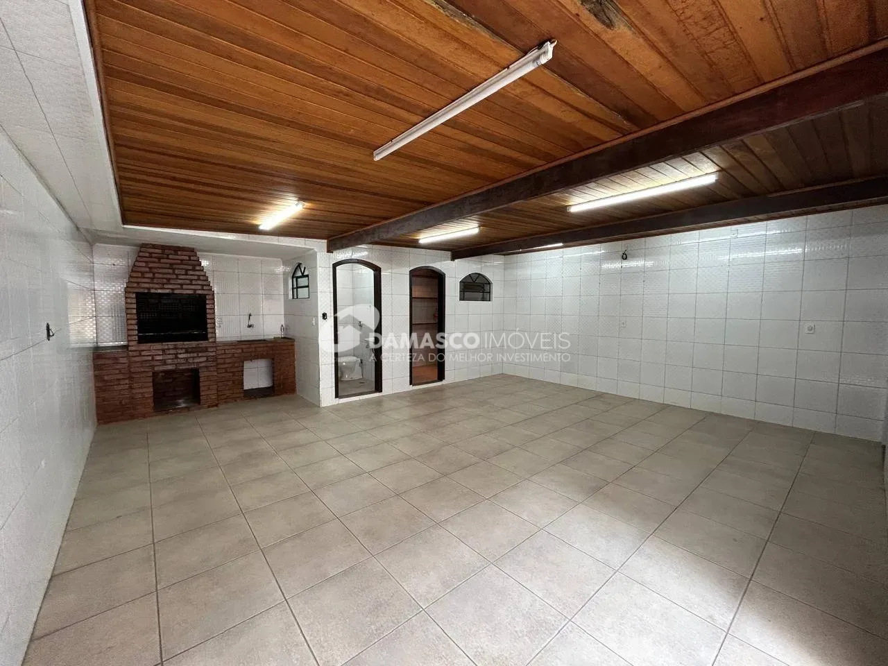Sobrado para Venda 3 Quartos, 2 Suites, 5 Vagas, Mauá, São Caetano do Sul - SP