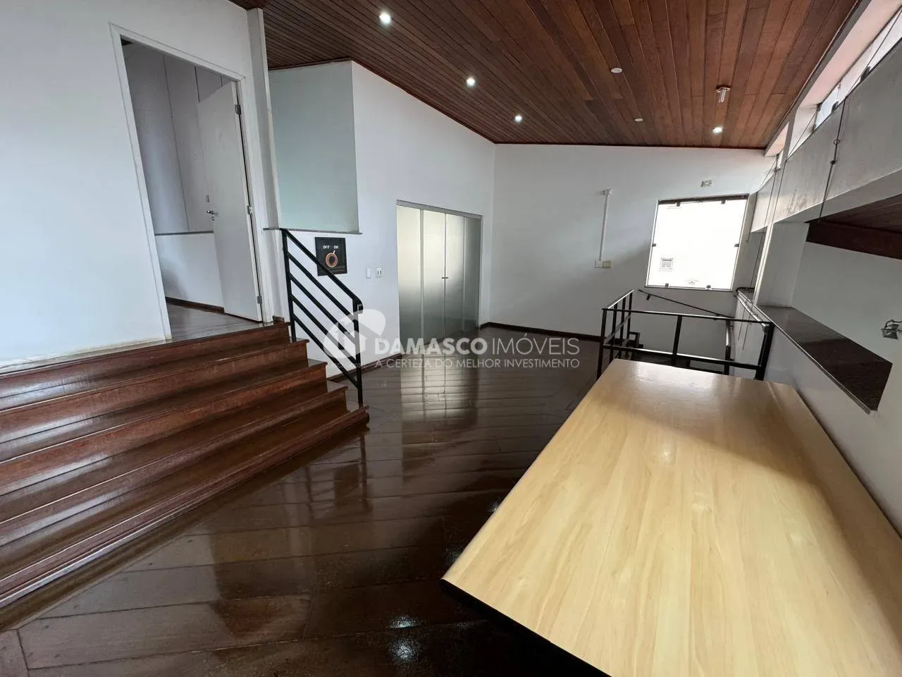 Sobrado  para Venda 3 Quartos, 3 Suites, 6 Vagas, Santa Paula, São Caetano do Sul - SP