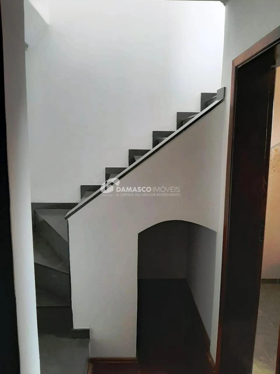 Sobrado à venda 4 Quartos, 2 Suites, 6 Vagas, 462M², Santa Teresinha, Santo André - SP