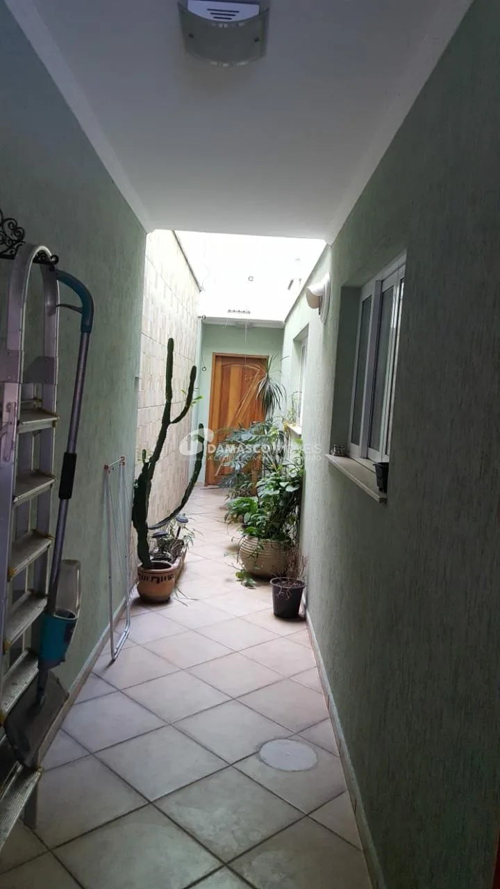 Sobrado à venda 3 Quartos, 1 Suite, 5 Vagas, 256M², Vila Alpina, São Paulo - SP