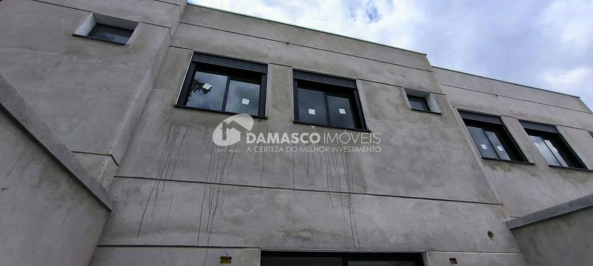 Sobrado Novo , 3 dorm, 2 suítes,  165m2, Olímpico