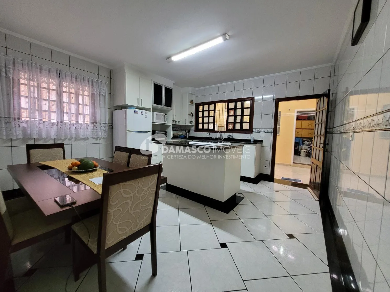 Sobrado à venda 3 Quartos, 2 Vagas, 187M², Campestre, Santo André - SP