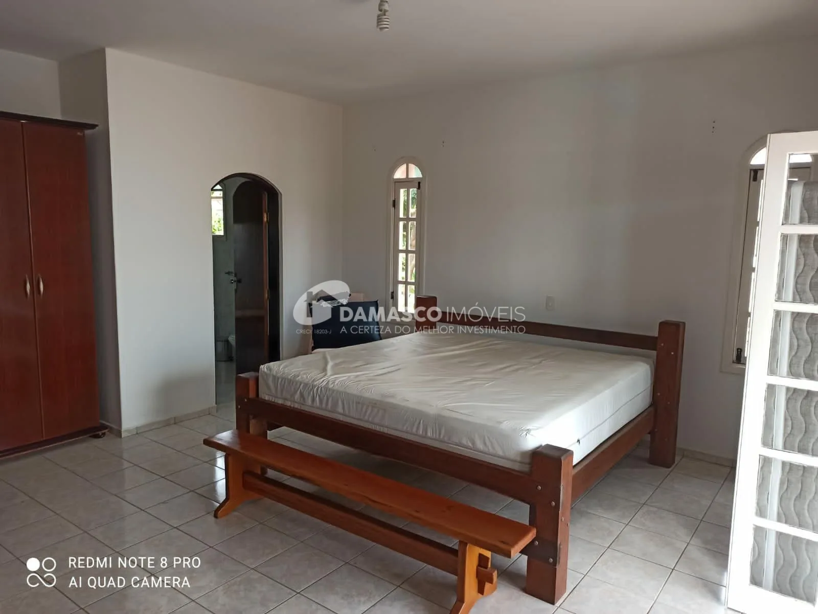 Sobrado à venda 5 Quartos, 2 Suites, 4 Vagas, Jardim Virgínia, Guarujá - SP