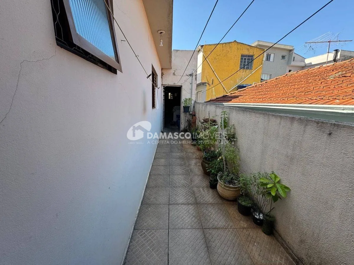 Casa Assobradada no bairro Olímpico
