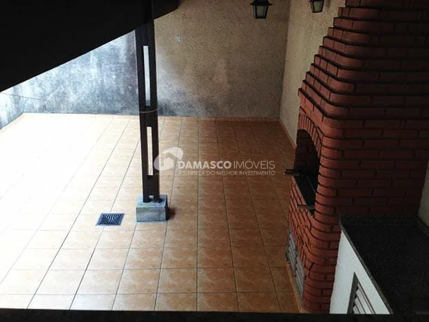 Sobrado à venda 3 Quartos, 1 Suite, 2 Vagas, Santa Terezinha, São Bernardo do Campo - SP