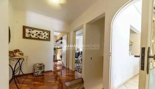 Sobrado à venda 5 Quartos, 1 Suite, 3 Vagas, 265M², Mauá, São Caetano do Sul - SP