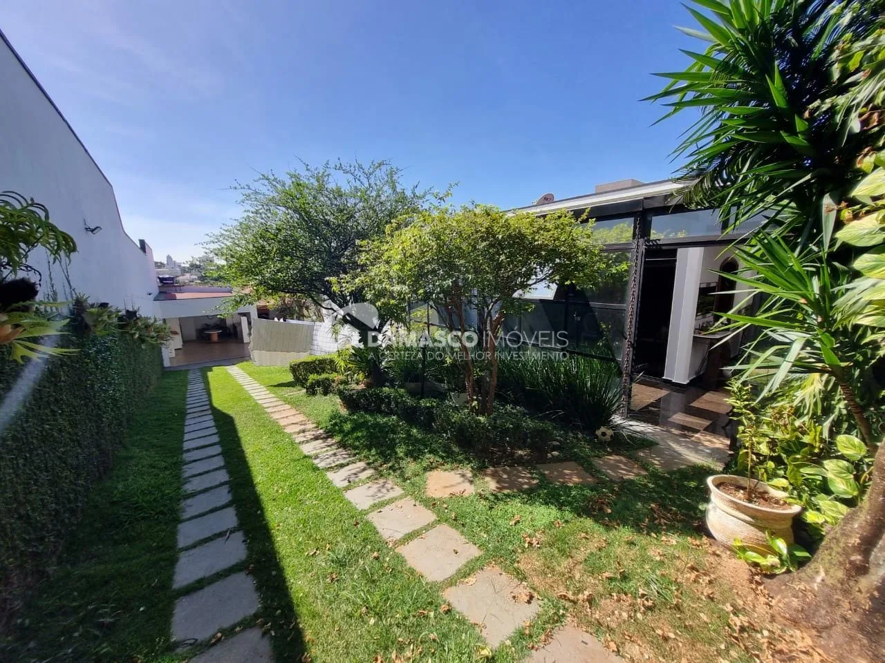 Casa à venda 3 Quartos, 1 Suite, 10 Vagas, 279M², Osvaldo Cruz, São Caetano do Sul - SP