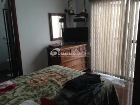 Sobrado à venda 3 Quartos, 1 Suite, 2 Vagas, 125M², Santo Antônio, São Caetano do Sul - SP