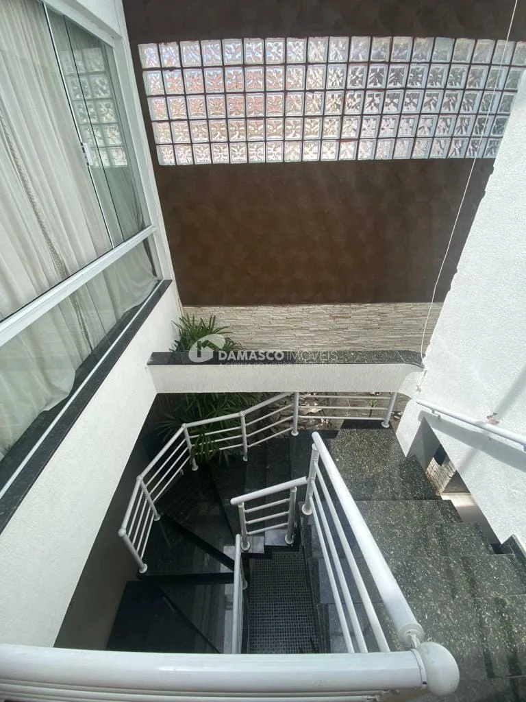 Sobrado à venda 3 Quartos, 3 Suites, 4 Vagas, 347M², Campestre, Santo André - SP