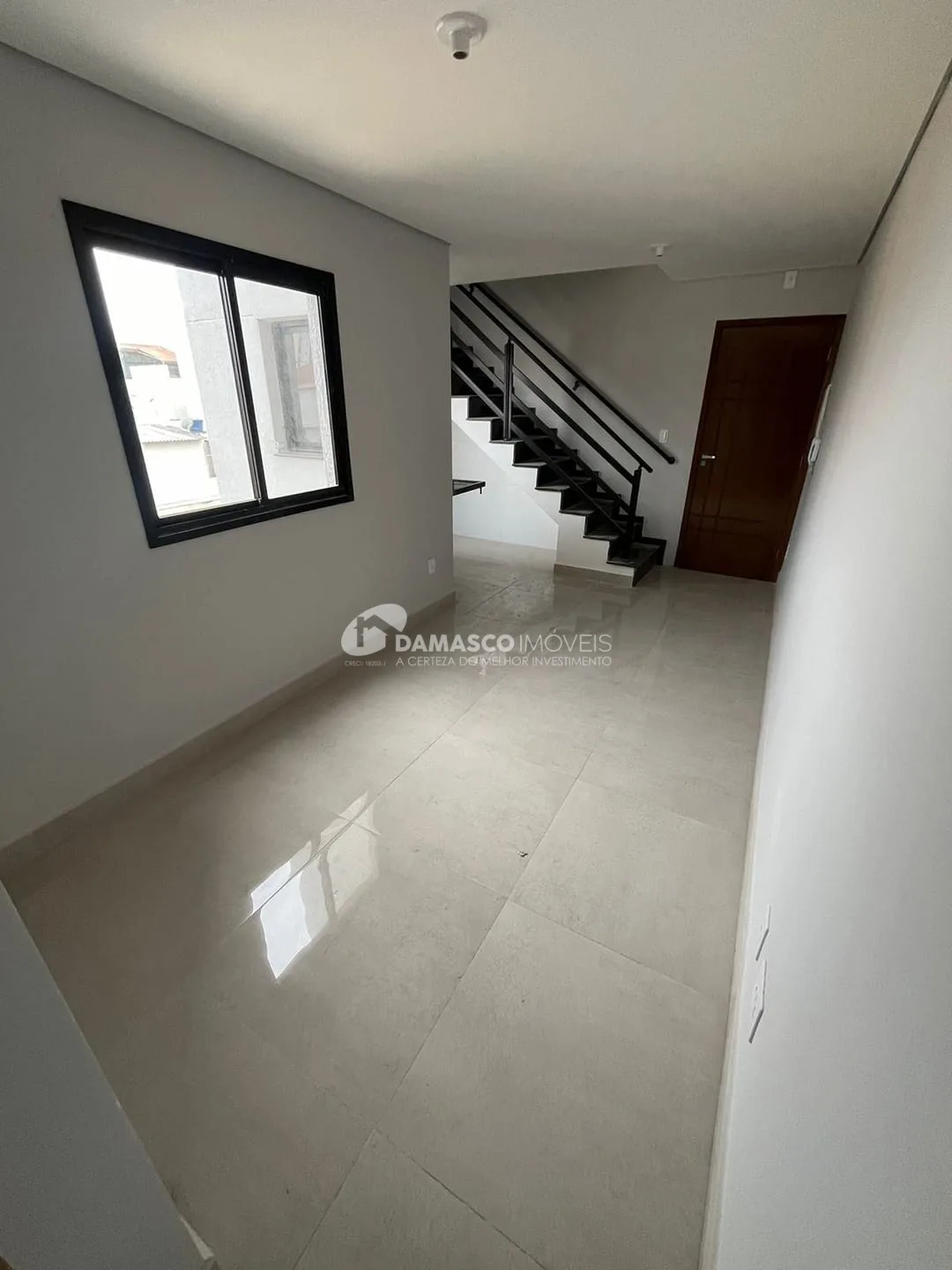 Cobertura para Venda 2 Quartos, 1 Suíte, 2 Vagas, Santa Maria, Santo André - SP
