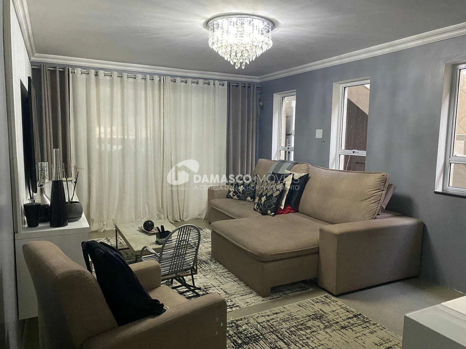 Sobrado à venda 3 Quartos, 1 Suite, 4 Vagas, 172M², Jardim São Caetano, São Caetano do Sul - SP